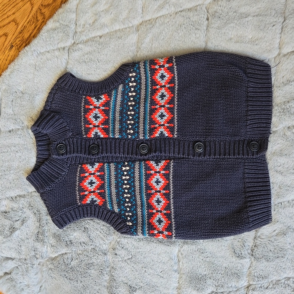 Tea Navy/Red Knit Sweater Vest, Boys Size Small, Great Condition